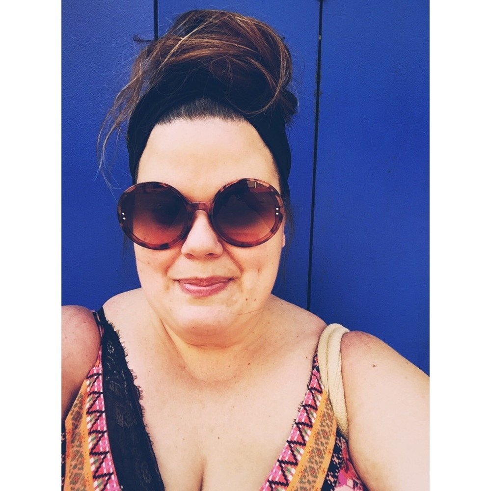 Meet your Posher.